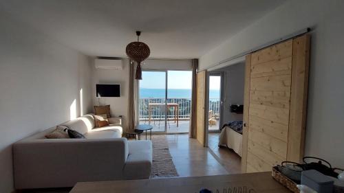 Ajaccio Apartment | Un balcon sur la mer