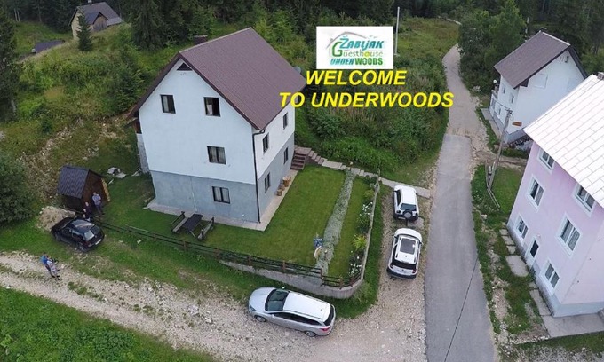 Zabljak House | Underwoods Žabljak Guesthouse