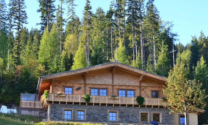 Forstau Cabin | Unique ALM in absolute seclusion and in winter right on the slopes !