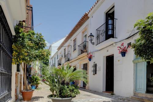 Historic Center of Estepona House | Unique Andalusian Townhouse next to Beach