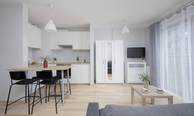 Ochota Apartment | Unique Studio for 4 People by Renters