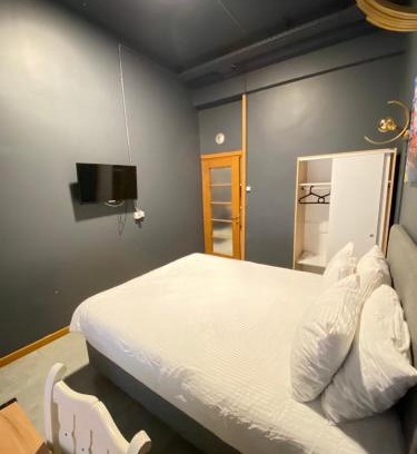 Kadikoy Apartment | Unique Suite - On the Kadıköy seaside