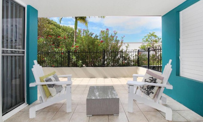 Coolum Beach Apartment | Unit 3 On the Park