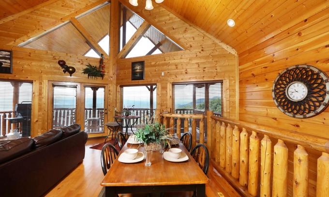 Sevierville Cabin | Up Up Away - Two Bedroom Cabin