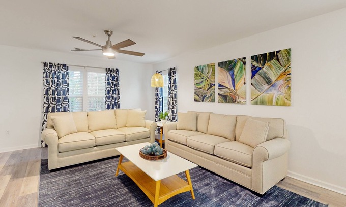 Carolina Forest Condo | Updated condo with screened porch & shared pool - near golf/beach/shops