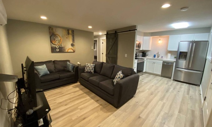 Spokane Valley Apartment | updated Upstairs Space 5 Min To Browns Park