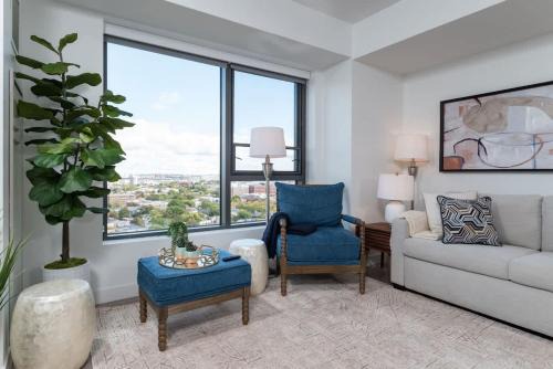 Central Square Apartment | Upscale Penthouse near MIT Harvard Central Square