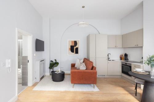 Grand Canal Dock Apartment | Urban Rest Merrion Square Apartments