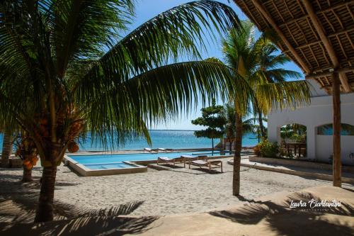 Uroa Hotel | Uroa Zanzibar Vera Beach Hotel by Moonshine