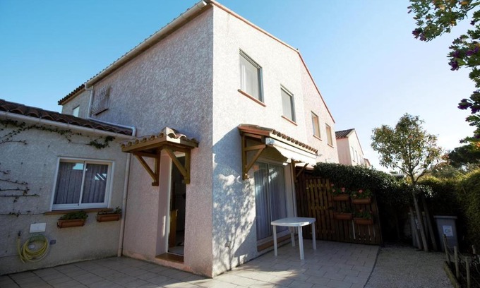 La Cote Radieuse House | V-TER - Maison 1min de la mer!