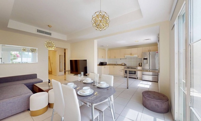 Emirates Hills Apartment | V27 Springs 2, The Springs