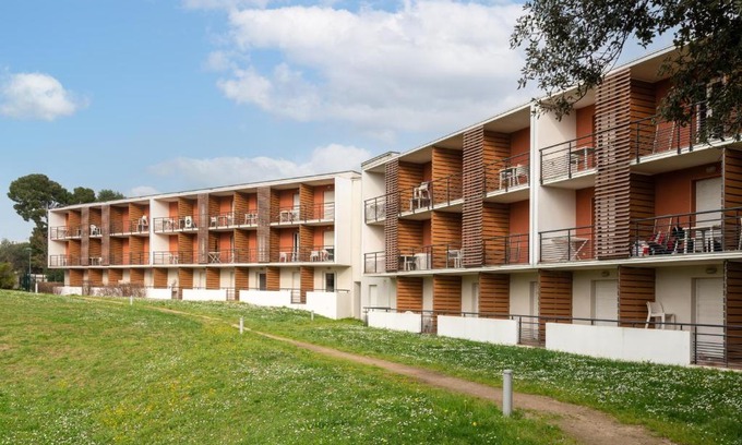 Beziers Apartment | Vacancéole - Le Fonserane - Béziers Sud