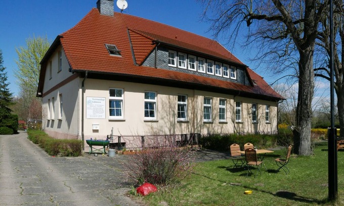 Klein Quassow Apartment | Vacation apartment downstairs in the manor house - Feriendorf Großer Labussee 202