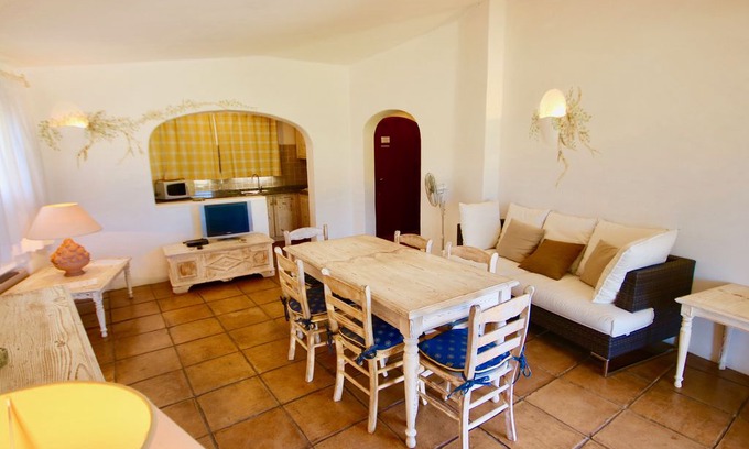 Cala di Volpe Apartment | Vacation Home in Porto Cervo with 2 bedrooms sleeps 4