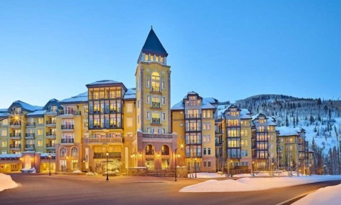 Vail Hotel | Vail Ritz Carlton 2 Bed