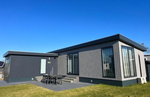 Scherpenisse Ski Chalet | Vakantiepark de Zeeuwse Parel - De Zeester