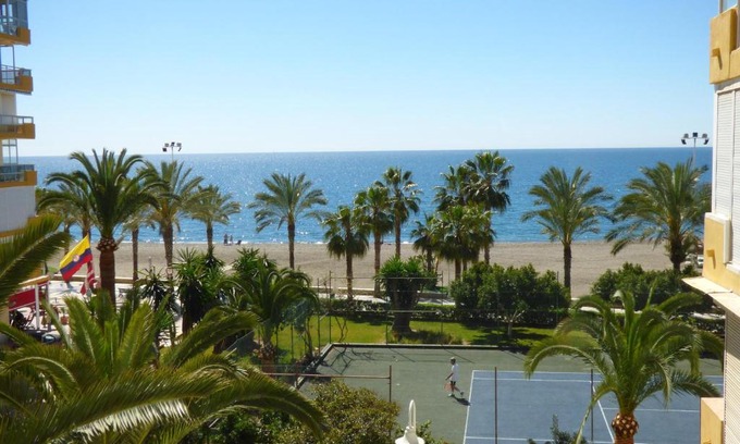 Algarrobo Apartment | Valparaiso Apartment 50 mts from Beach, pools, sea views, tenis, terrace