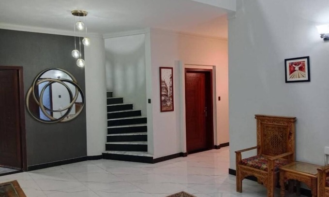 Clifton House | Varano Guest House