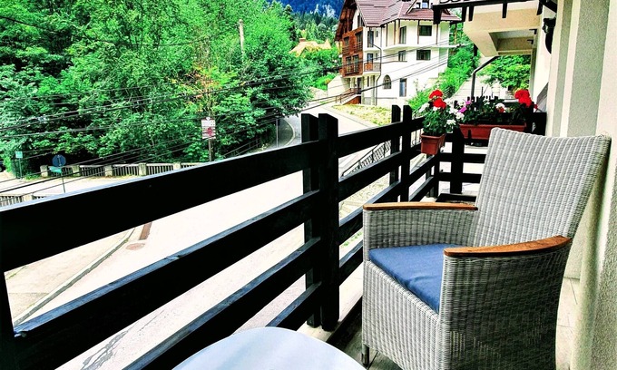 Sinaia Hotel | Varful Cu Dor