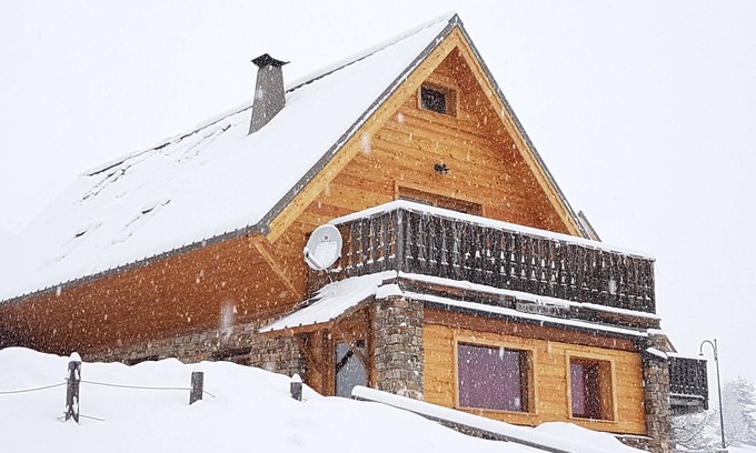 Les Claux Ski Chalet | VARS LES CLAUX - LOWER CHALET 45m² ON THE SLOPES