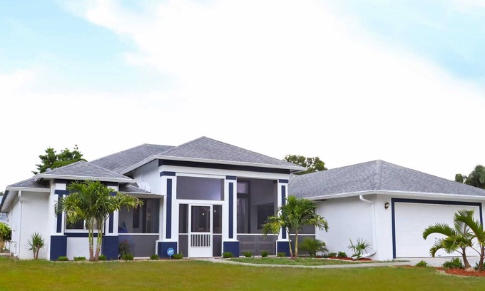 Vero Beach South House | Vero Beach By Beach 8 Beds 2800 Sq Ft 11 Person Huge House Vaulted Ceilings