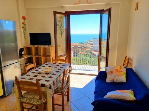 Formia House | Via Pasquale Testa