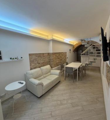 Ortona House | Vicolo Elegante