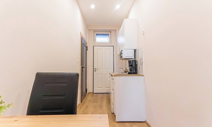 Meidling Apartment | Vienna Apts & Rooms in Prime Location