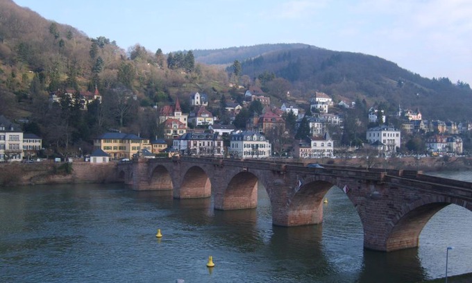 Heidelberg City Centre Hotel | Vier Jahreszeiten