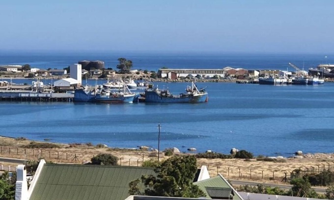 St. Helena Bay Apartment | View on the Bay 7 Pinta Crescent