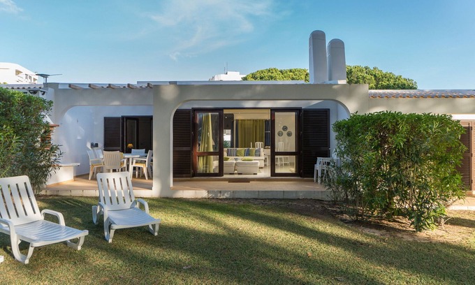 Vilamoura Ski Chalet | Vilamouratenis Green by SAPvillas