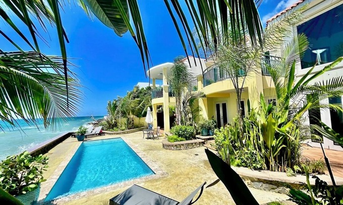 Stella Villa | Villa 1 at Casa Aguas Azules - 2-Bedroom Beachfront Villa with Pool