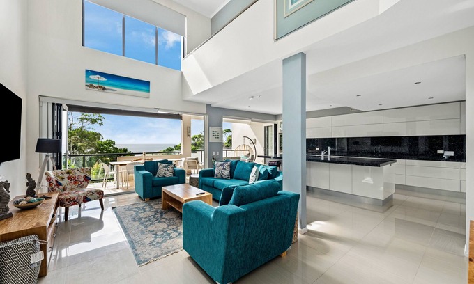 Coolum Beach Villa | Villa 16 Ocean Views