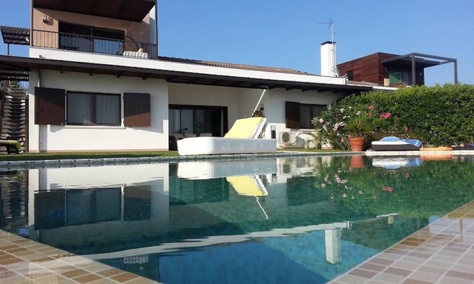 Rosolina Villa | Villa ∙ 4 bedrooms ∙ 7 guests