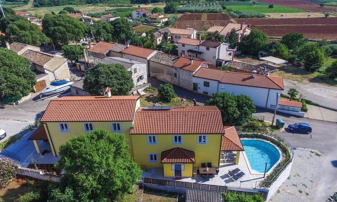 Mugeba Villa | Villa Albina with Private Pool near Poreč