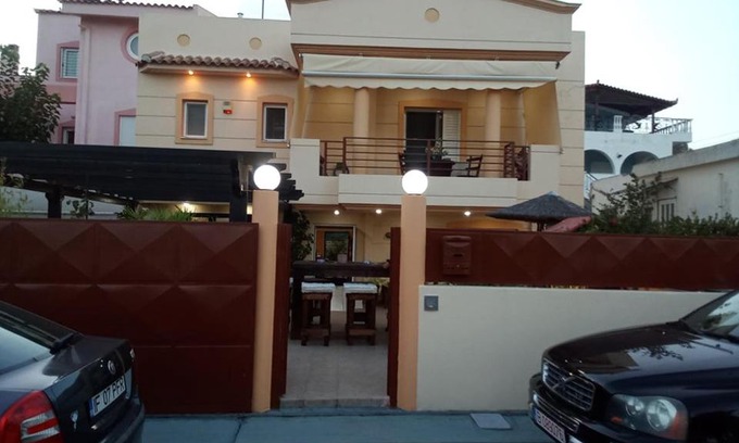 Spata-Artemida House | VILLA AVATOS 1 - Near to the port of Rafina and the airport of Athens