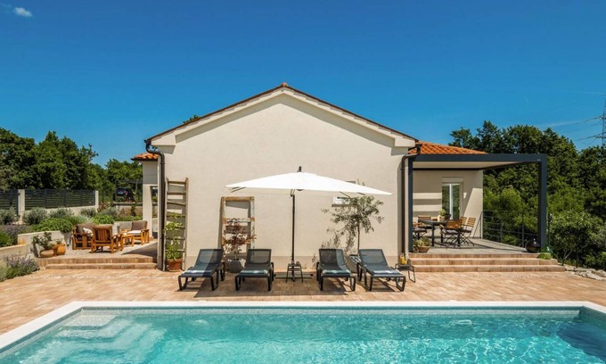 Snasici House | Villa Bogondon with private pool near Labin