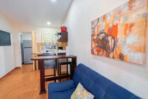 Jaco House | Villa Coco 55, Few Steps from beach and Free Wifi