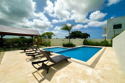 Punta Cana Villa | Villa familiar en Punta Cana! Piscina Climatizada