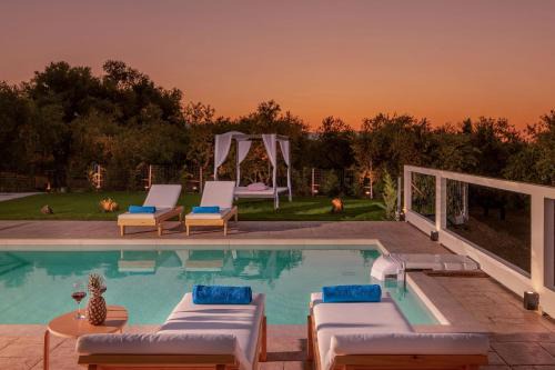 Neromilos Villa | Villa Farao with Private Pool, by ZanteWize