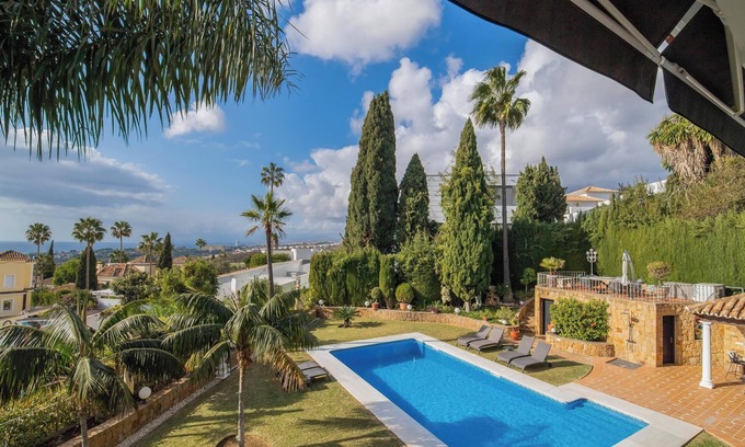 Urbanizacion el Rosario Villa | Villa 'Flores' with Sea View, Wi-Fi and Air Conditioning