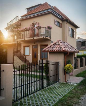 Balatonmariafurdo Villa | Villa Gréta Balatonmáriafürdő