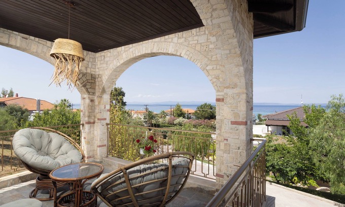 Pefkochori House | Villa Helga Exotic