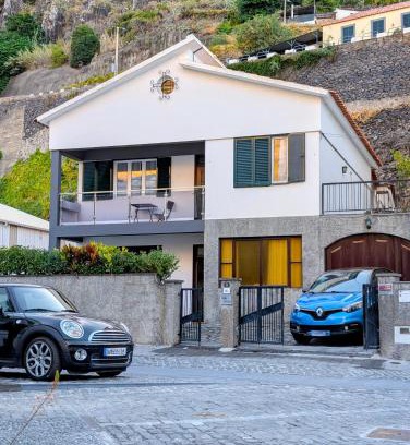 Ribeira Brava House | Villa Herédia