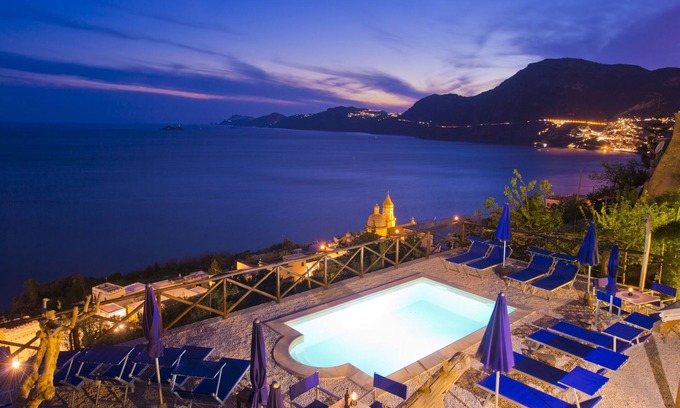 Praiano Bed & Breakfast | Villa il Frantoio and Lilmar