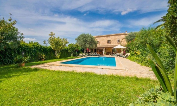 Buger House | Villa in Búger near Puerto de Alcudia Beach