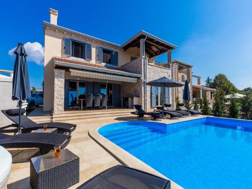 Kastelir-Labinci Villa | Villa in Deklici with Infinity Pool & Sea Views