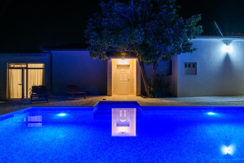 Kastel Sucurac Villa | Villa Lado with private pool near Split