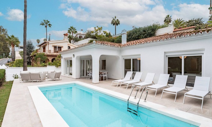 Mijas Villa | Villa 'Lemac' with Private Pool, Private Terrace and Air Conditioning