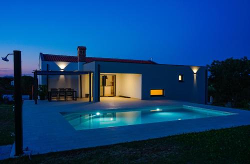 Vintijan Villa | Villa Lia with pool - luxury in Vintijan, near Pula and Medulin